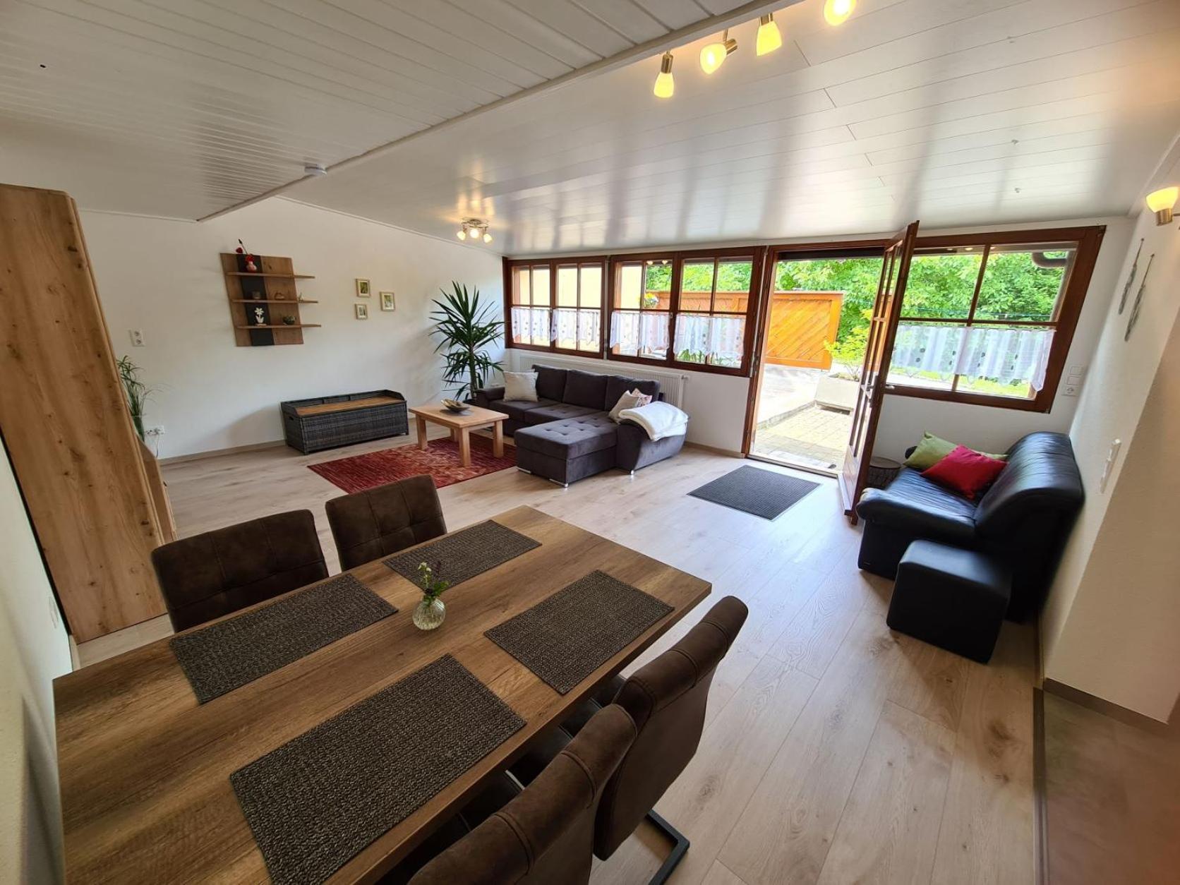 Hegauliebe Apartment Tengen ภายนอก รูปภาพ