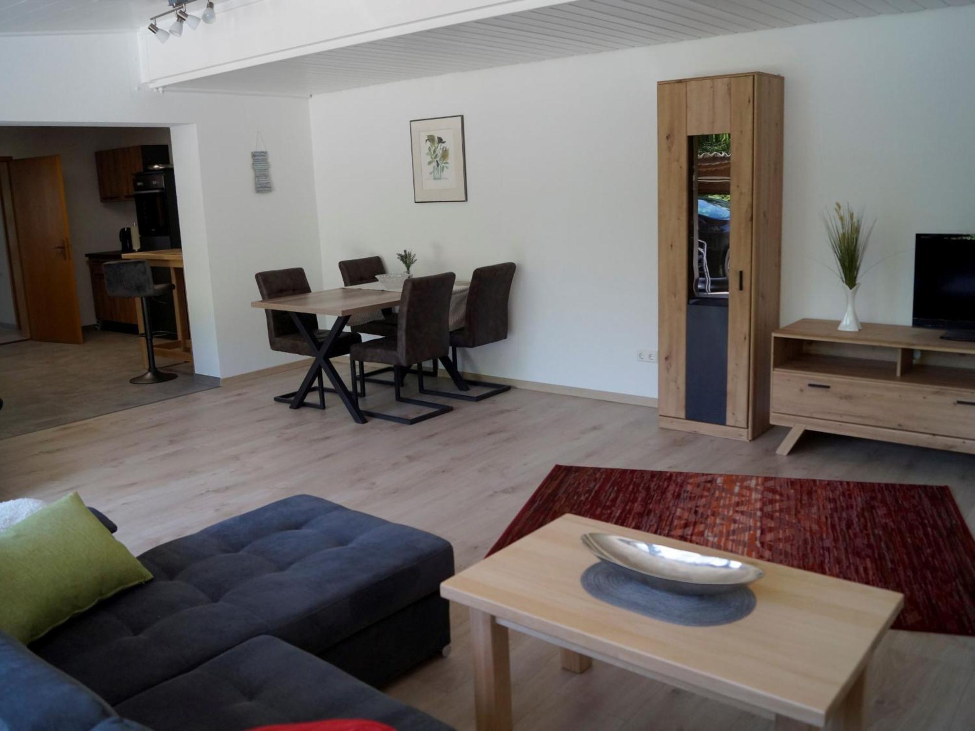 Hegauliebe Apartment Tengen ภายนอก รูปภาพ